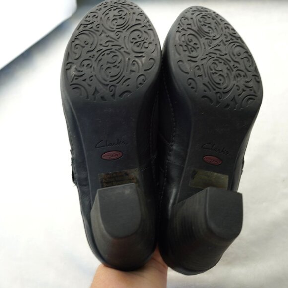 Clarks Artisan Black Leather Mule Heels 7M Buckle Slip-On Comfort Block Heel - Picture 9 of 10
